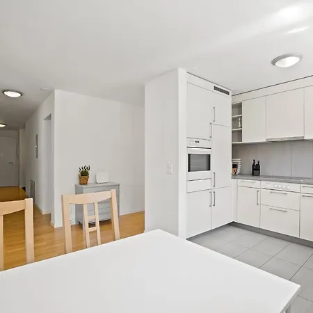 Moser By Interhome アパート クルヴァルデン